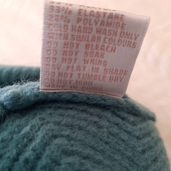 Cosy Teal Knit V-Neck Winter Sweater Jumper NWT - Picture 14 of 14